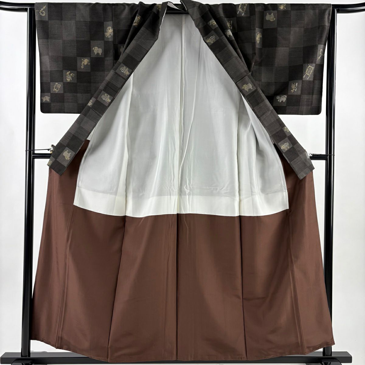 【美品】 紬織 身長158cm 袖長64cm M 雙層 市松樹 干支紋 黑灰 純蠶絲 名品級