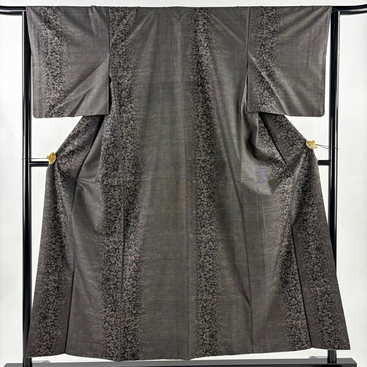 【美品】 大島織 身長156cm 袖長64cm M 雙層 純泥染 證書齊全 葉花紋 焦茶 正蠶絲 名品級