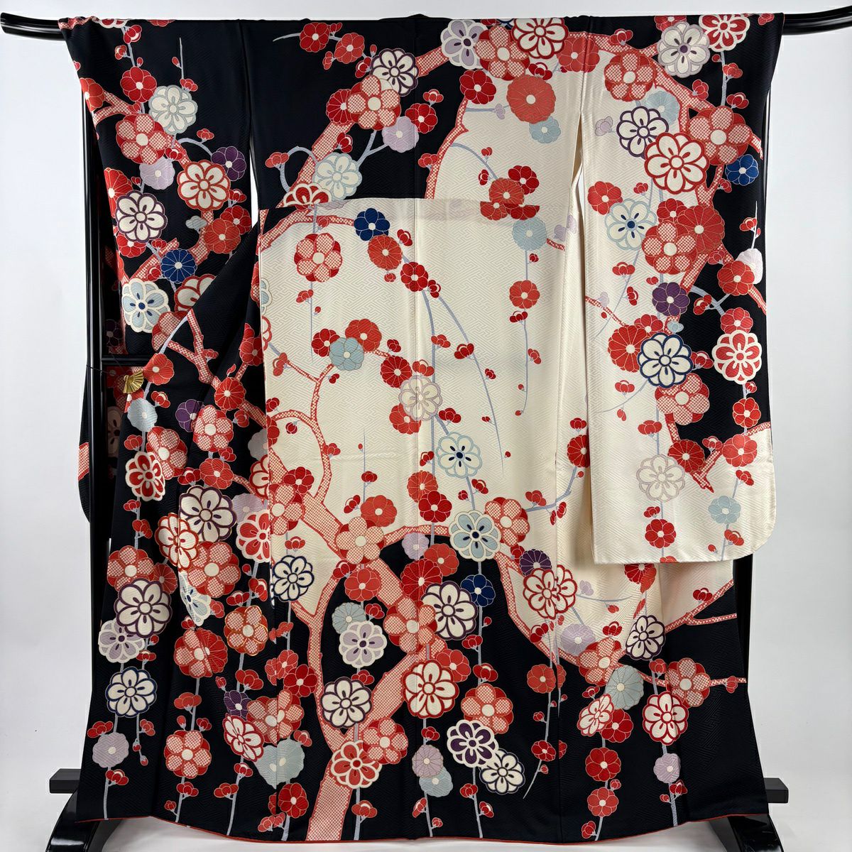 振袖禮服 身長165cm 袖長71cm L 雙層 枝梅花 金絲 金銀彩 黑 純蠶絲 名品級