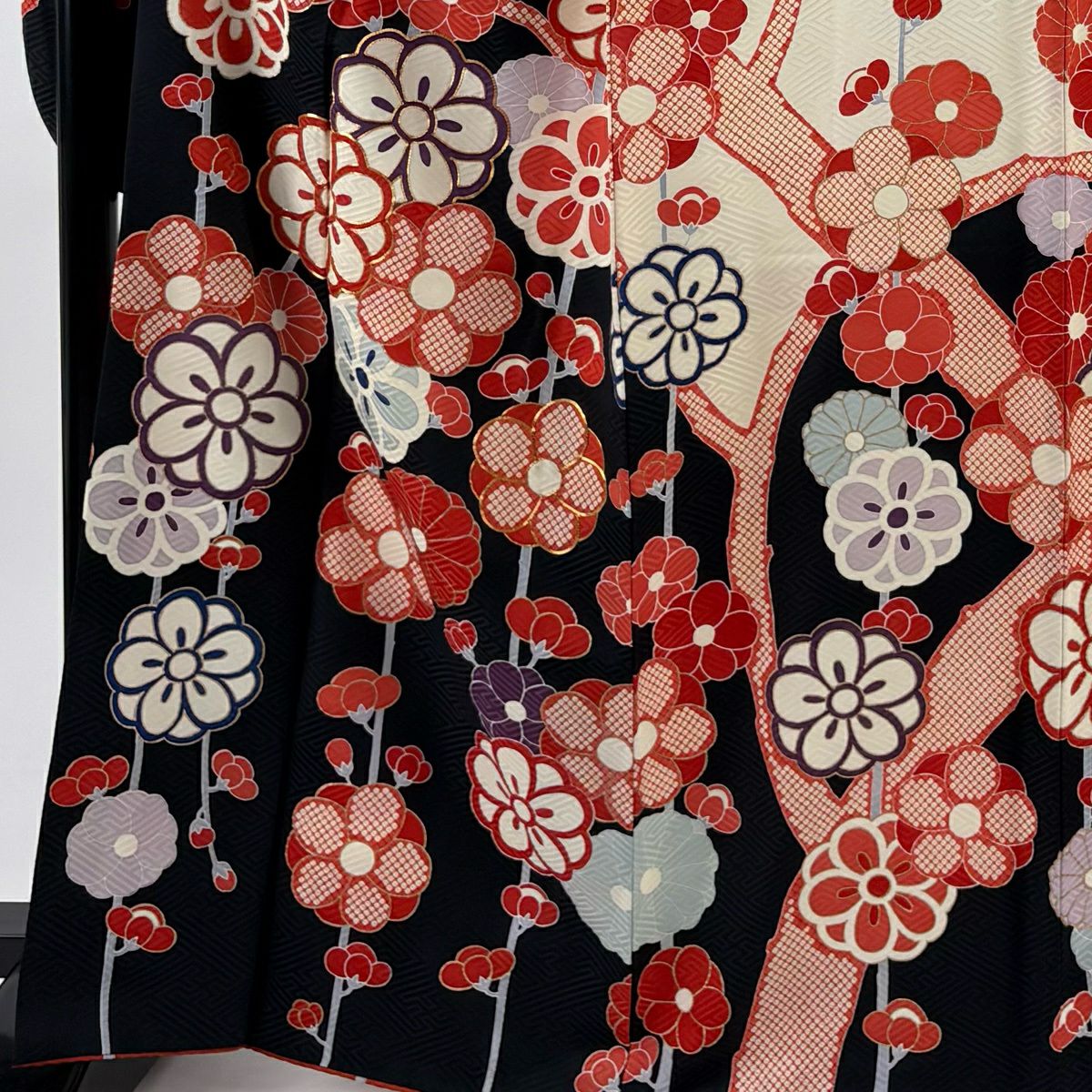 振袖禮服 身長165cm 袖長71cm L 雙層 枝梅花 金絲 金銀彩 黑 純蠶絲 名品級