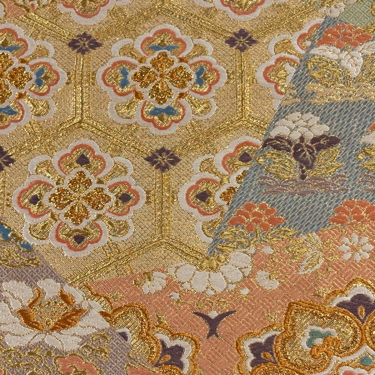 【美品】 袋帶 秀品級 華紋 草花紋 唐織 金金箔 鮭粉色 六通 純蠶絲