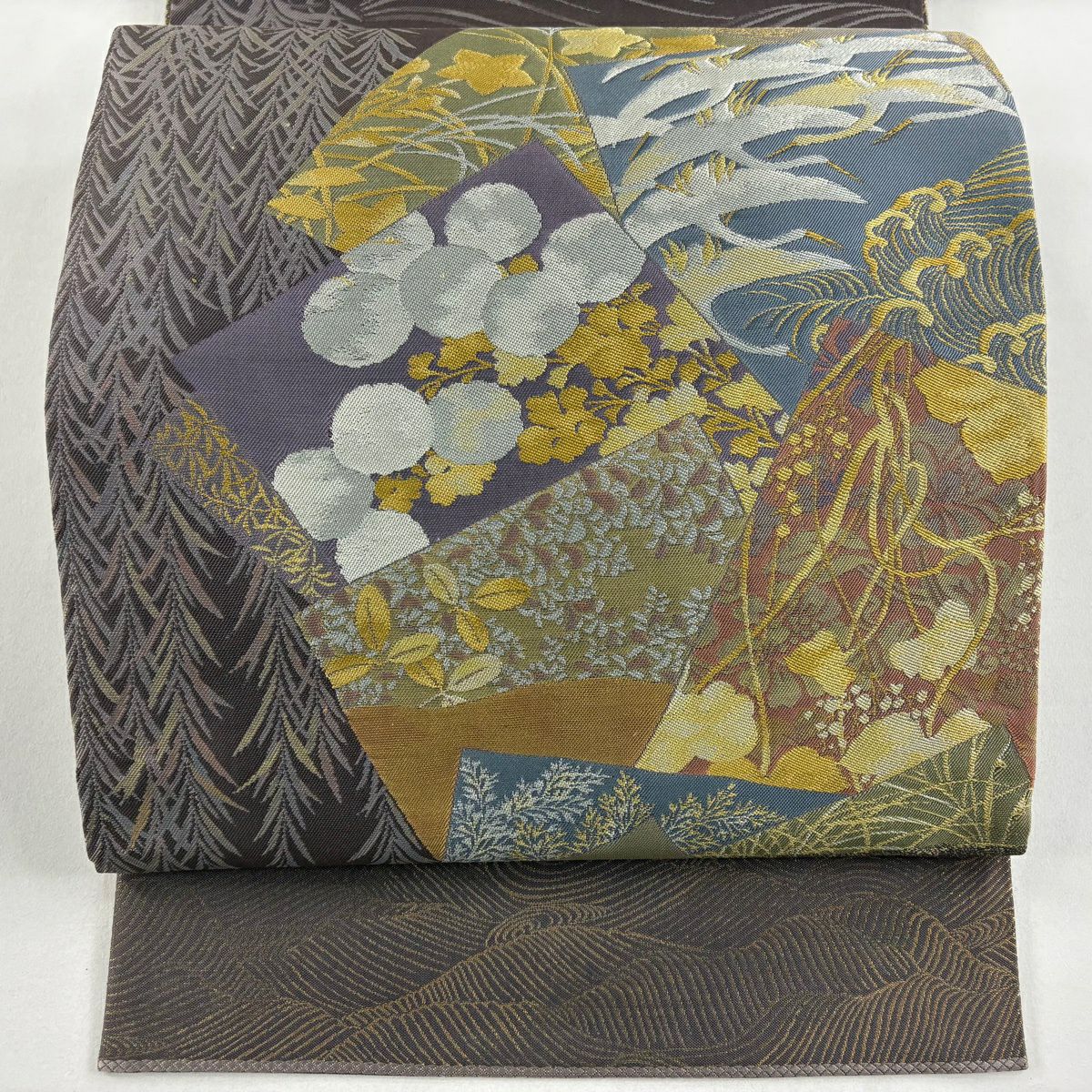 【美品】 袋帶 秀品級 ますいわ屋 關西仕立 草花紋紋 波 刺繡 金金箔 紫色 お太鼓柄 純蠶絲