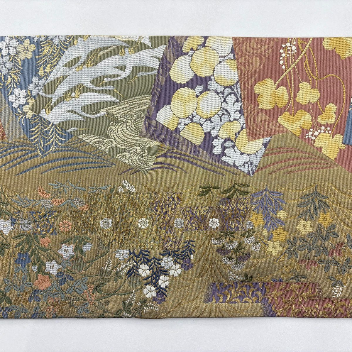 【美品】 袋帶 秀品級 ますいわ屋 關西仕立 草花紋紋 波 刺繡 金金箔 紫色 お太鼓柄 純蠶絲