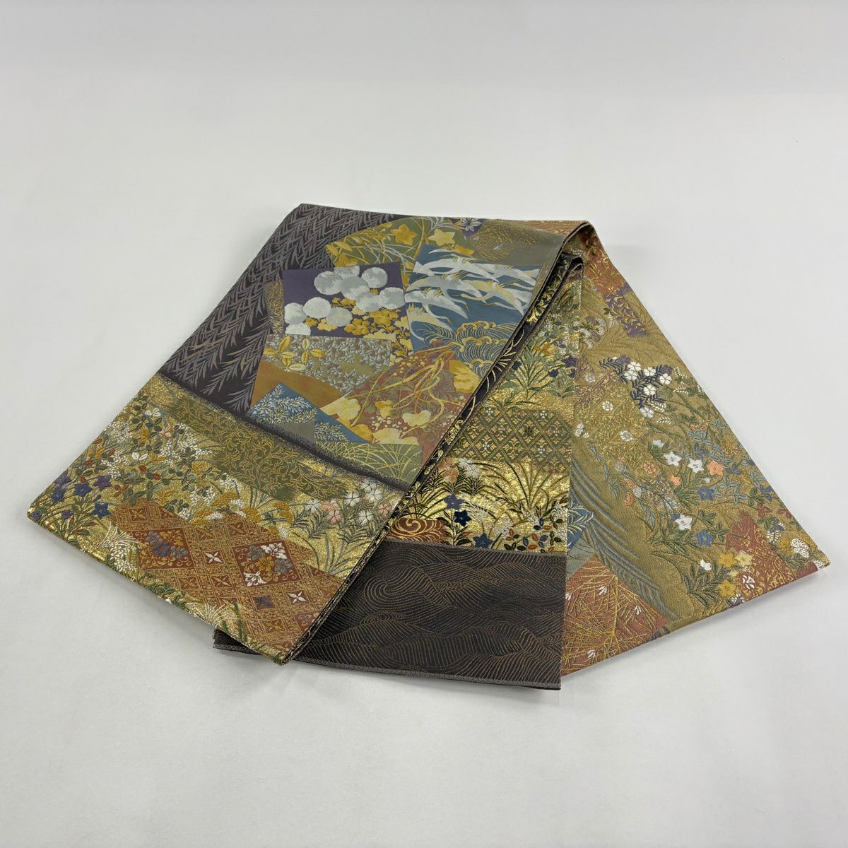 【美品】 袋帶 秀品級 ますいわ屋 關西仕立 草花紋紋 波 刺繡 金金箔 紫色 お太鼓柄 純蠶絲