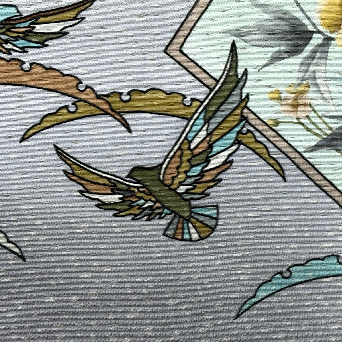 【美品】 袋帶 秀品級 草花紋 鳥 金金箔 灰色 大鼓圖案 純蠶絲