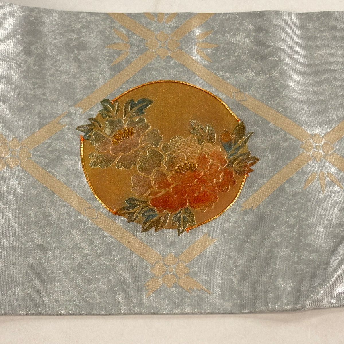 【美品】 名古屋帶 秀品級 格天井 花丸紋 金金箔 金銀彩 純蠶絲