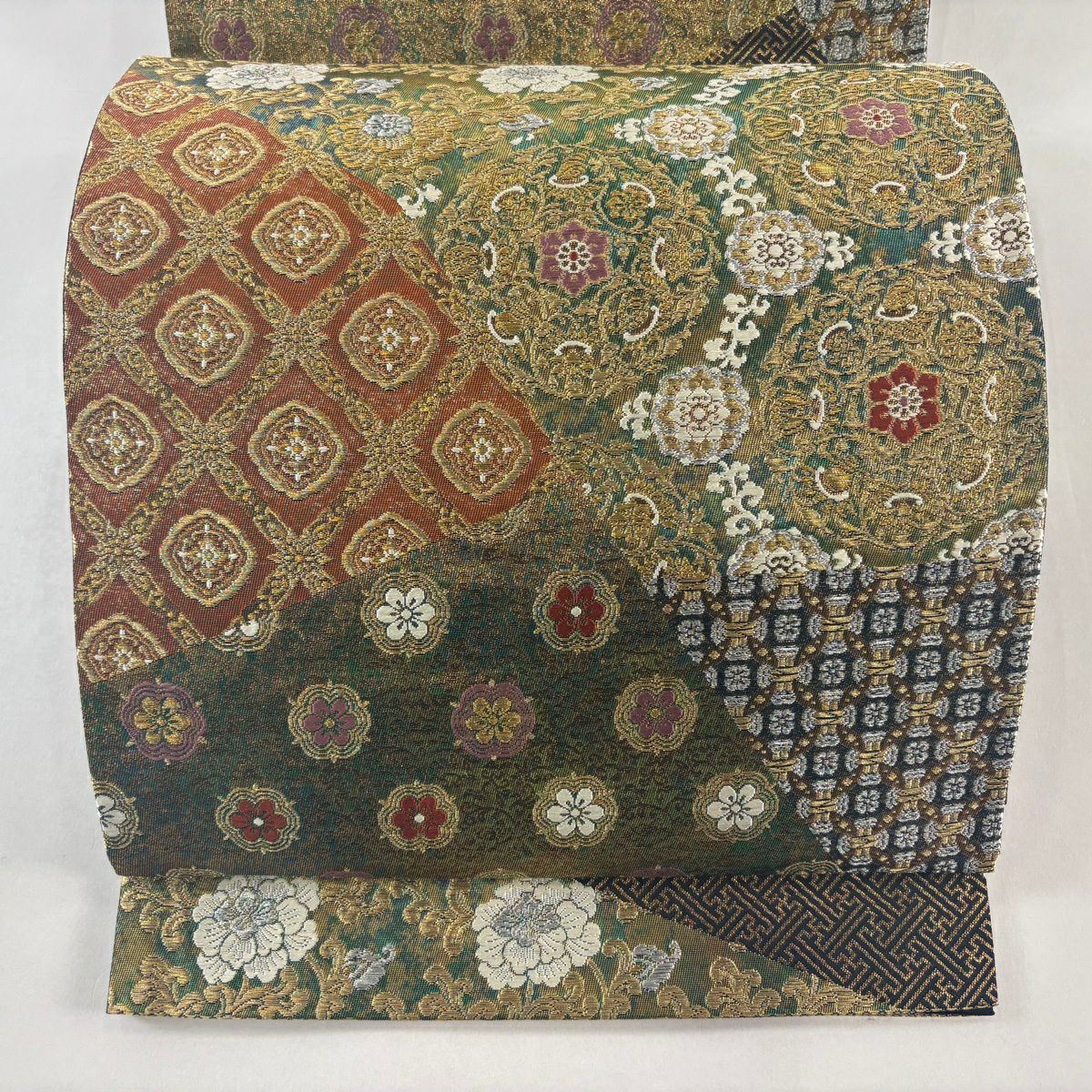 【美品】 袋帶 秀品級 八吉祥富貴花草拐子 華紋 金銀彩 金金箔 金色 六通 純蠶絲