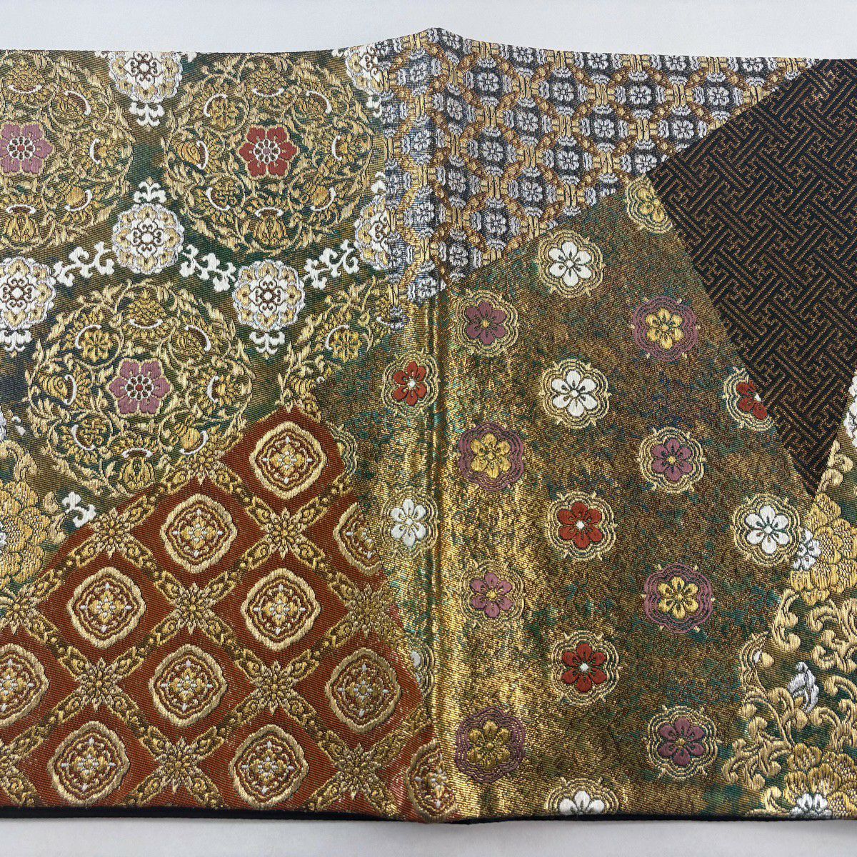 【美品】 袋帶 秀品級 八吉祥富貴花草拐子 華紋 金銀彩 金金箔 金色 六通 純蠶絲