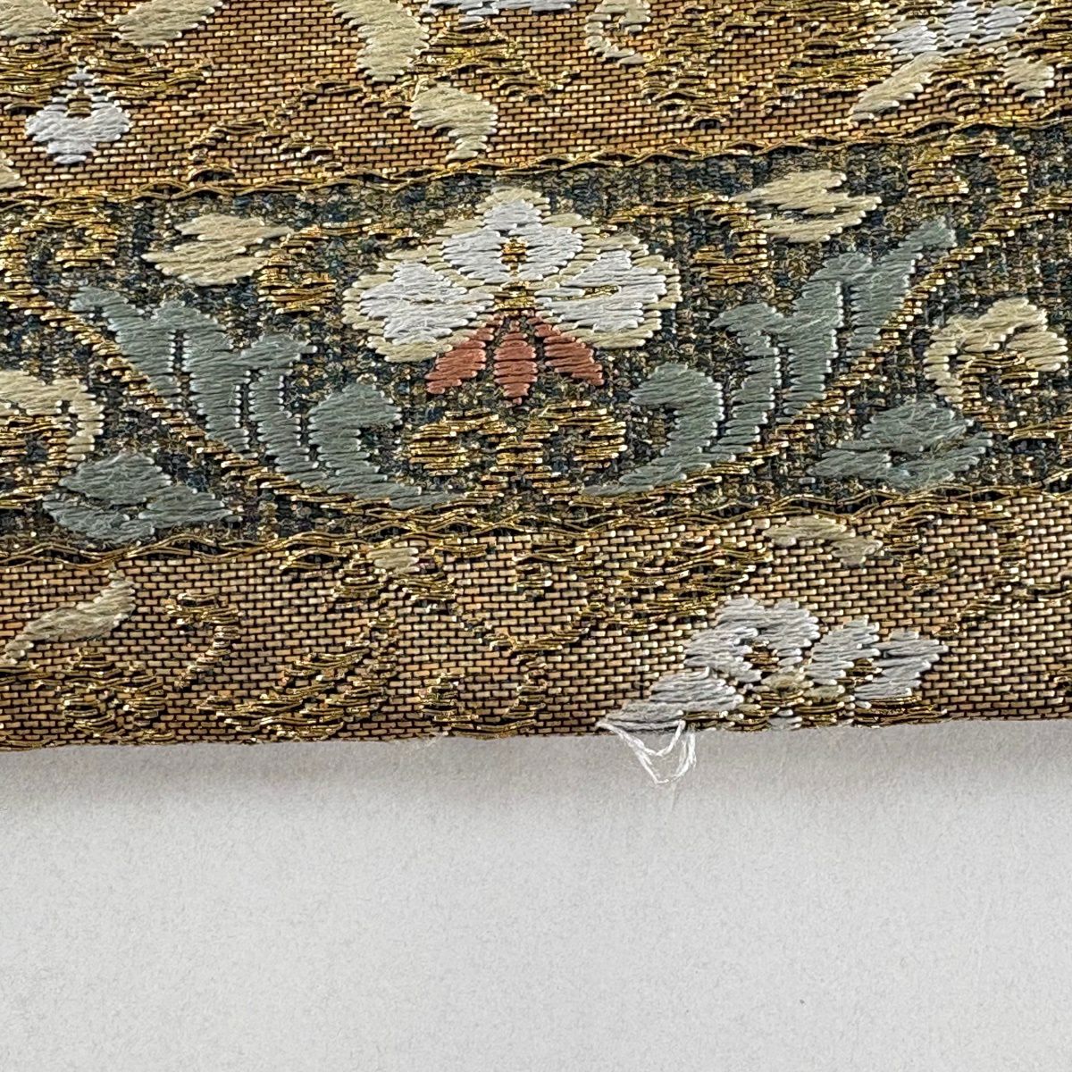 袋帶 秀品級 橫段 花唐草紋 金絲 金金箔 金色 六通 純蠶絲