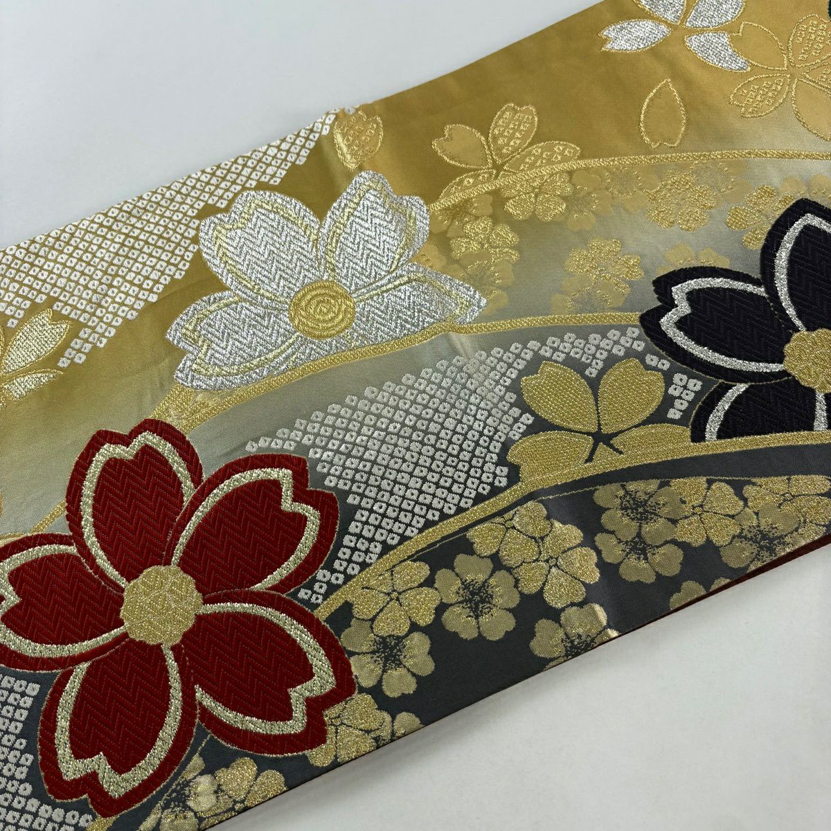 【美品】 袋帶 秀品級 樱花花瓣 金金箔 唐織 芥末色 六通 純蠶絲