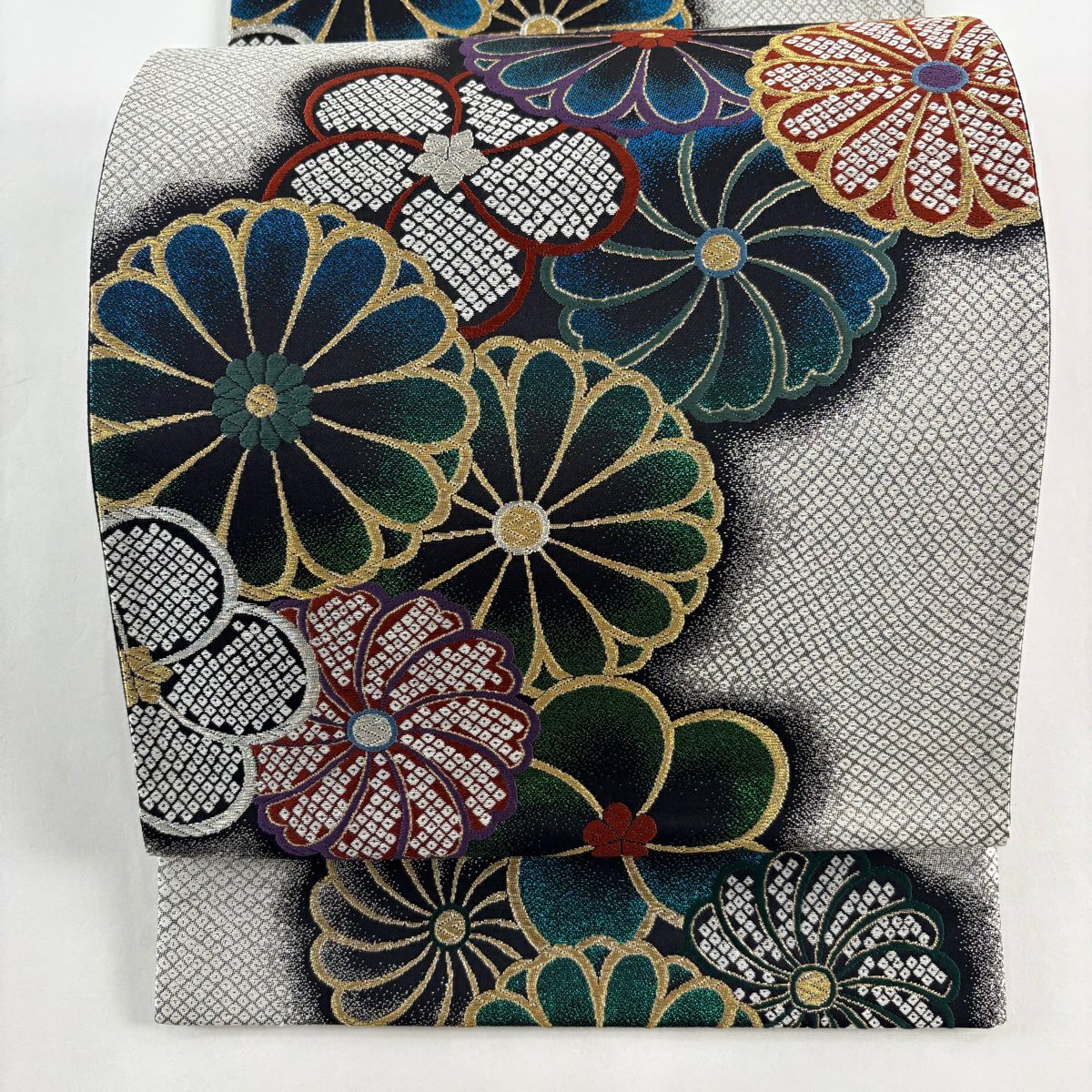 【美品】 袋帶 秀品級 菊花 疋田紋 金銀線 唐織 灰白 六通 純蠶絲