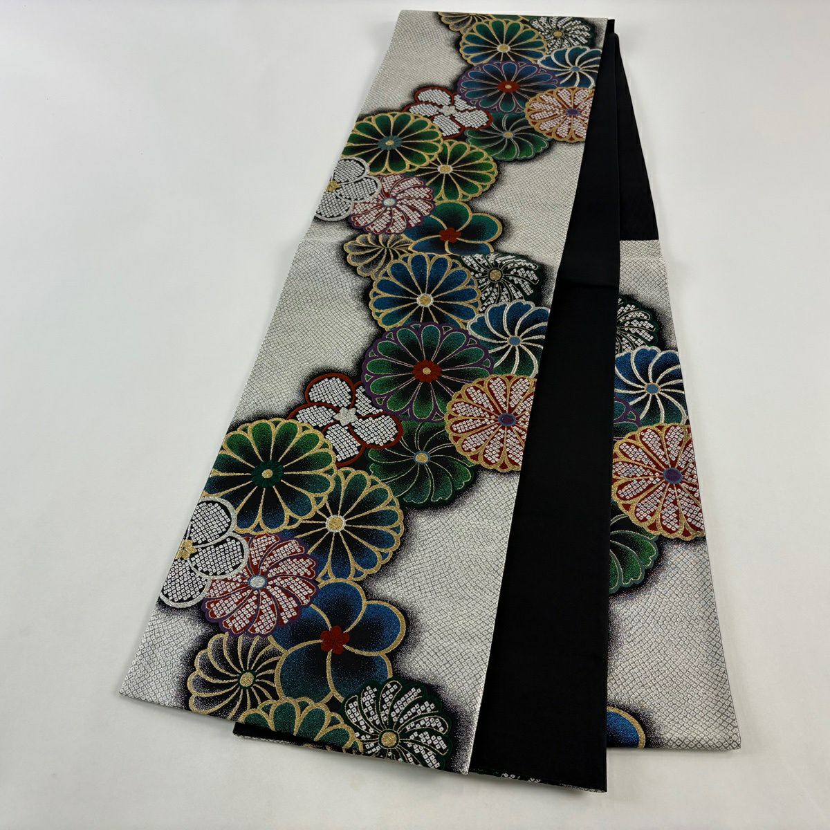 【美品】 袋帶 秀品級 菊花 疋田紋 金銀線 唐織 灰白 六通 純蠶絲
