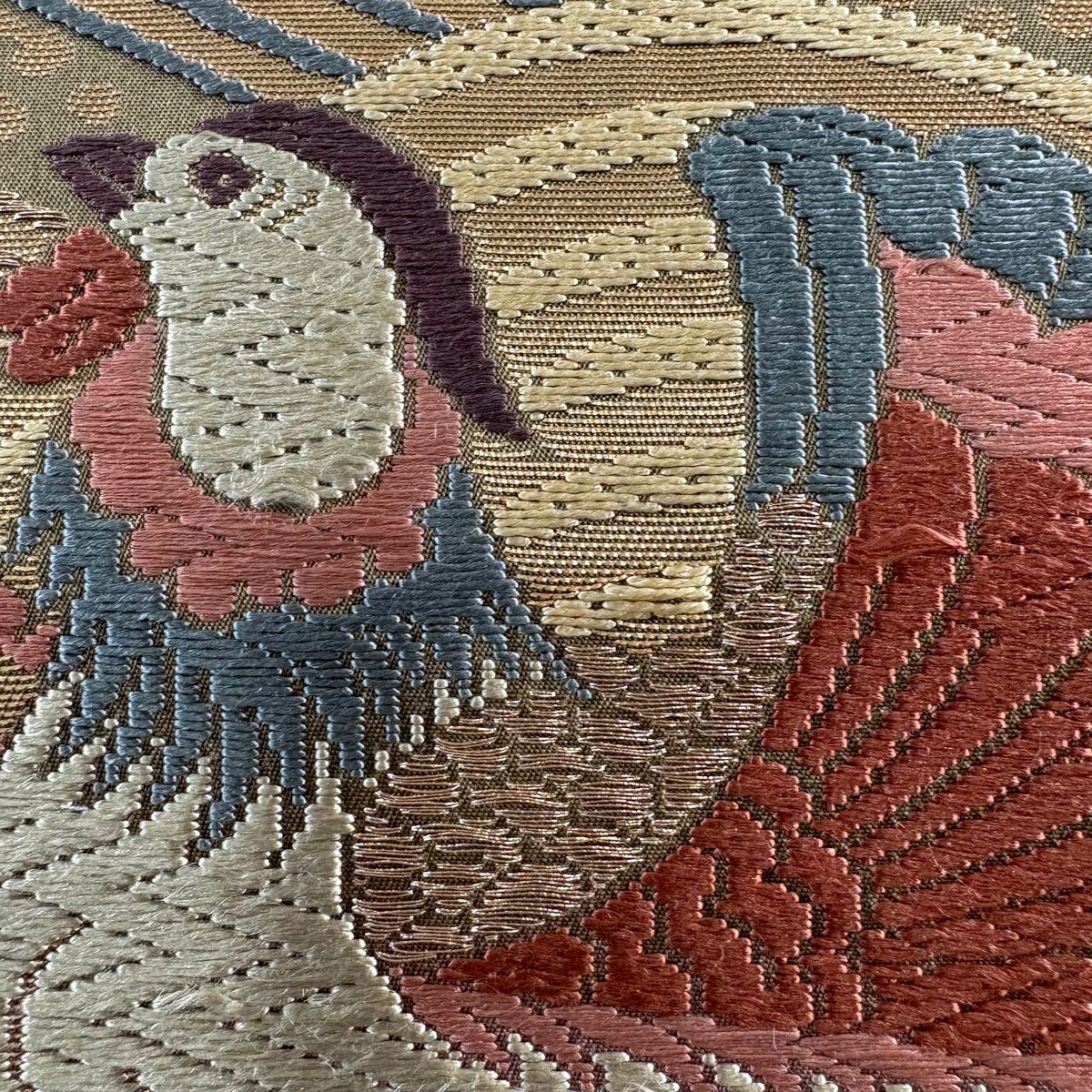 【美品】 袋帶 秀品級 鳥 波 唐織 金金箔 粉米色 六通 純蠶絲