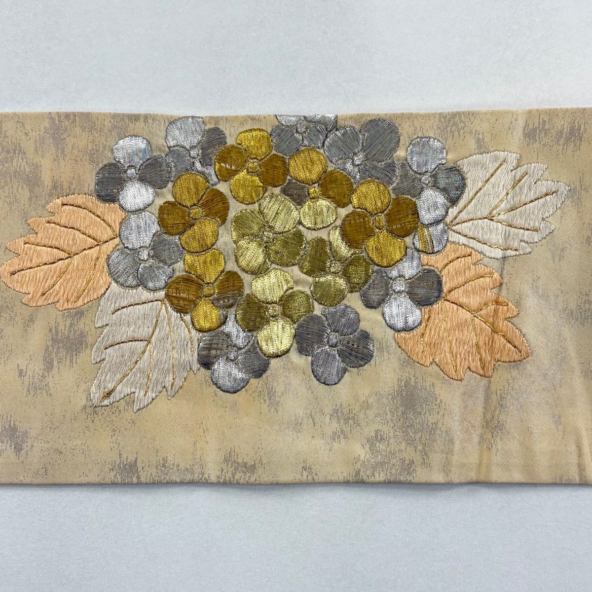 名古屋帶 秀品級 紫陽花 金銀彩 刺繡 淺橙色 純蠶絲