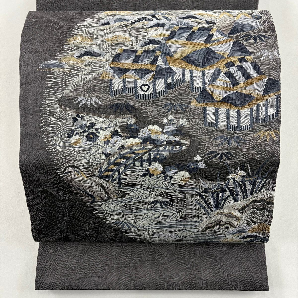 【美品】 袋帶 秀品級 家屋 松樹竹子梅花 銀線 灰色 大鼓圖案 純蠶絲