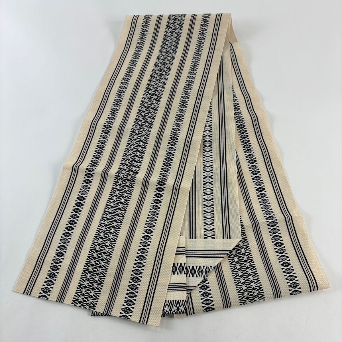 【美品】名古屋帶 優品級 夏帶 八寸名古屋帶 松樹葉仕立 献上圖案 米色 純蠶絲