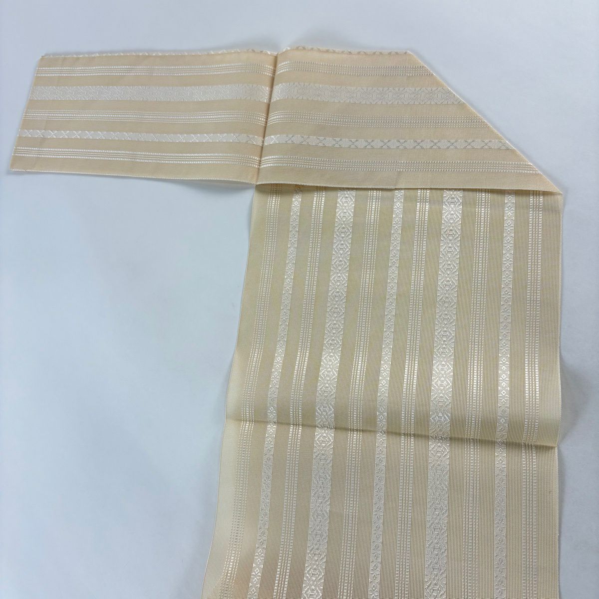 名古屋帶 秀品級 夏帶 八寸名古屋帶 松樹葉仕立 雜紋 幾何圖案 奶油色 純蠶絲