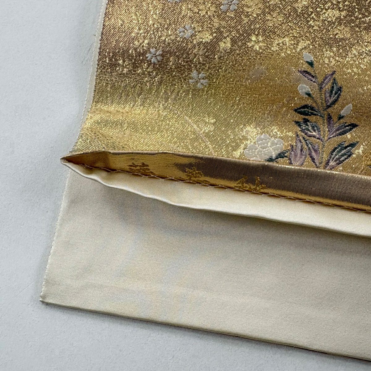 袋帶 秀品級 關西仕立 菊花 蝶 刺繡 金銀彩 金色 六通 純蠶絲