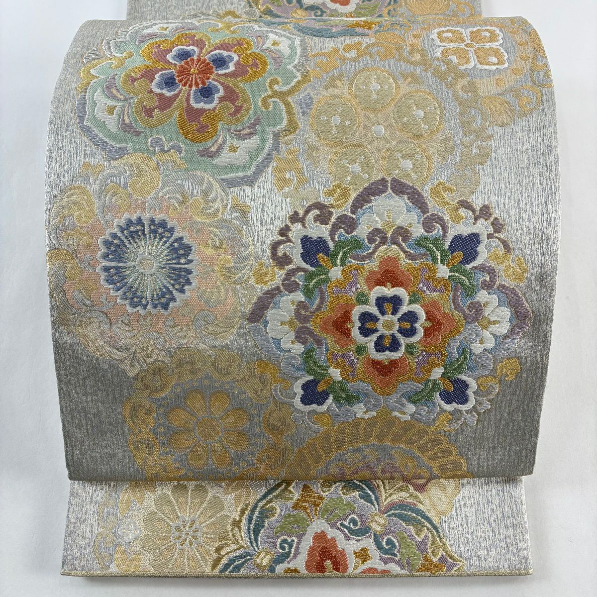 【美品】 袋帶 秀品級 華紋 唐織 金金箔 銀 六通 純蠶絲