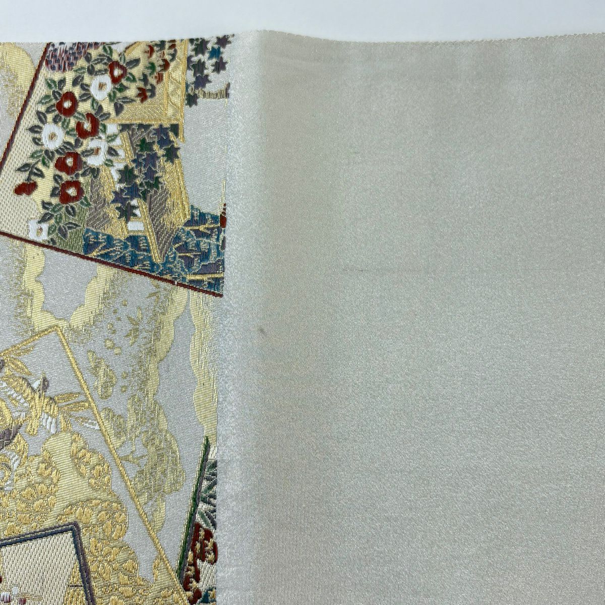【美品】 袋帶 秀品級 王朝綴 色紙 人物 金金箔 金絲 灰白 六通 純蠶絲