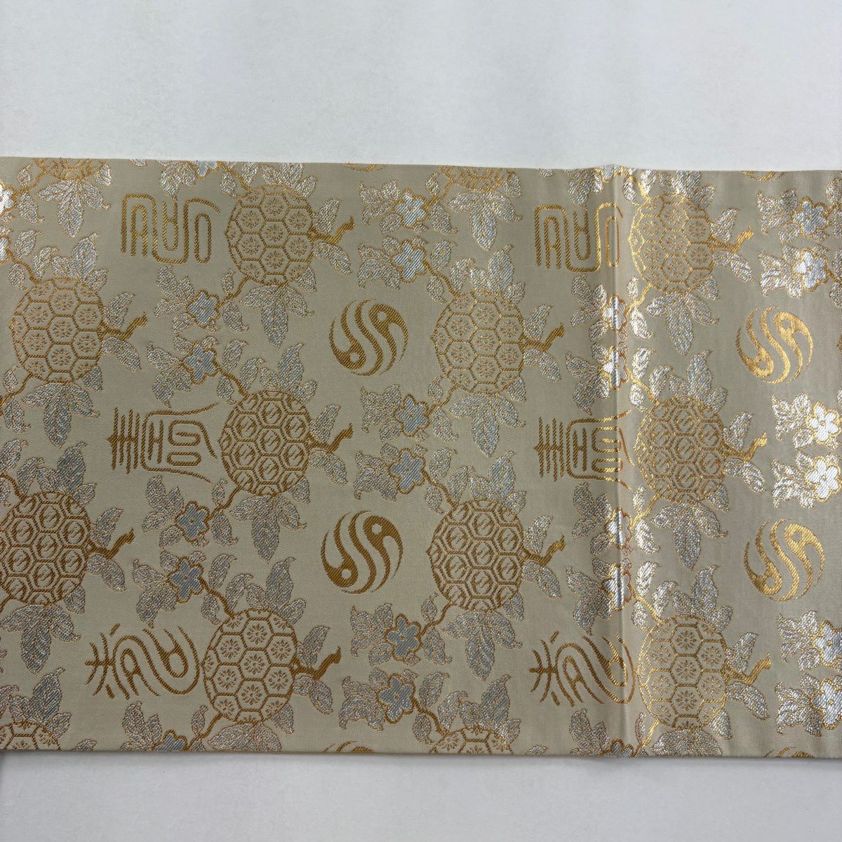 【美品】 袋帶 逸品級 落款 竜匠錦 文字文 草花紋紋 金金箔 金絲 米色 六通 純蠶絲