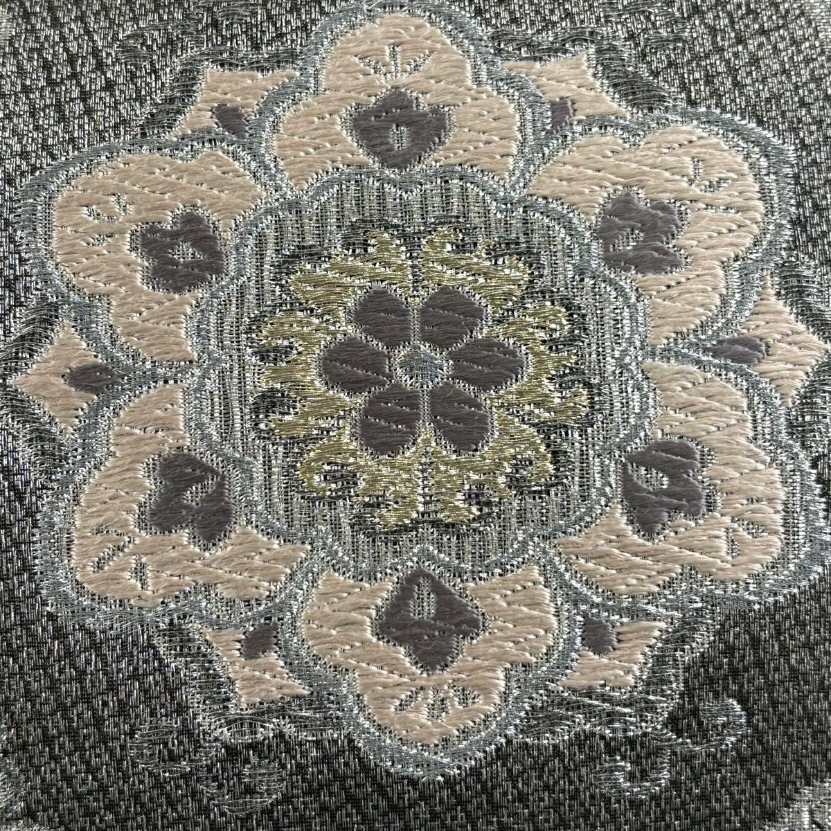 【美品】 袋帶 逸品級 華紋 草花紋 唐織 金金箔 銀 六通 純蠶絲