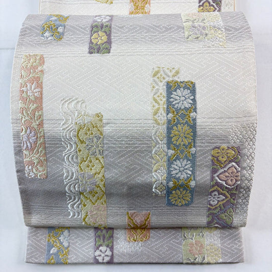 袋帶 名品級 短冊 草花紋刺繡 金銀彩 奶油 六通 純蠶絲