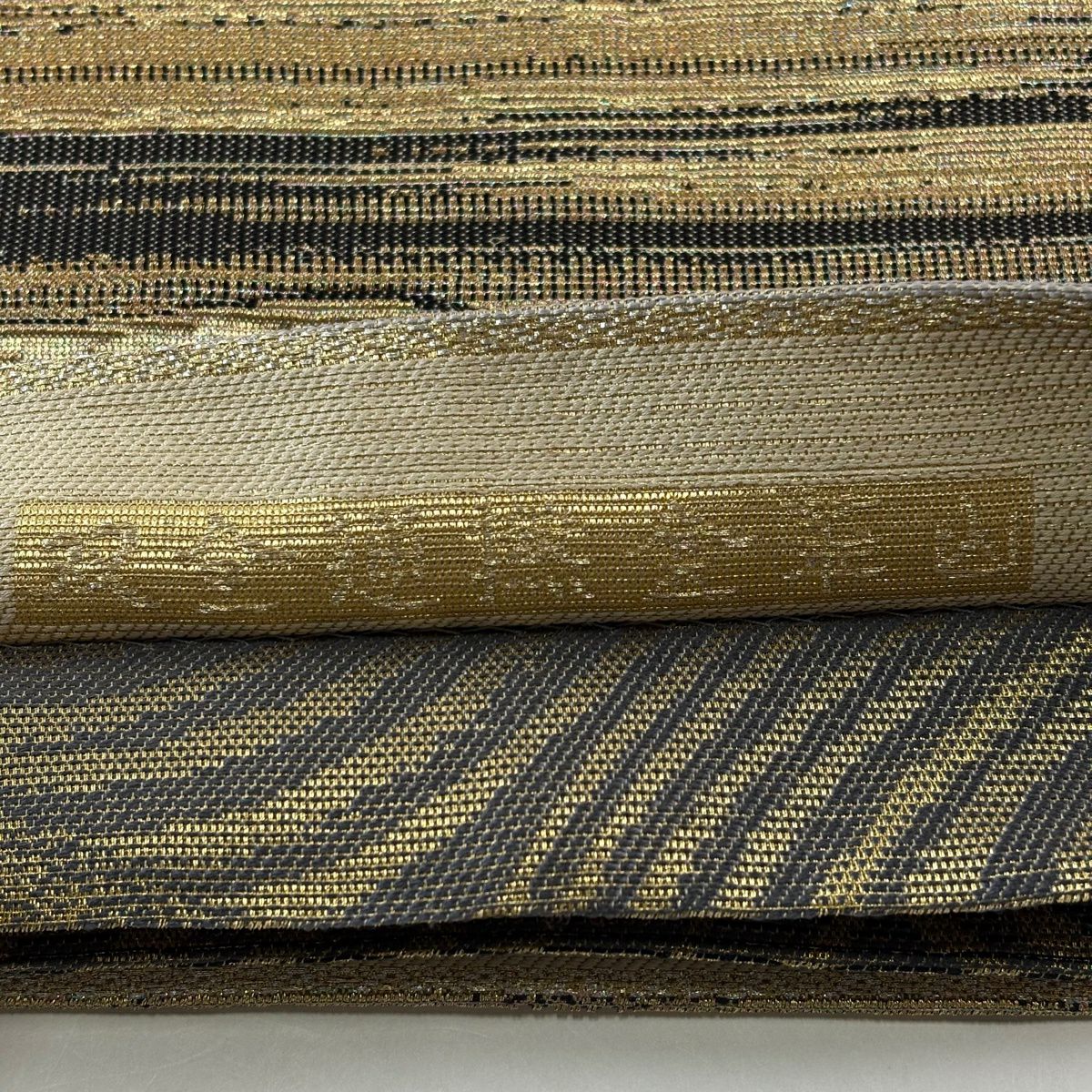 【美品】 袋帶 名品級 霞 段紋 金絲 金金箔 灰 純蠶絲
