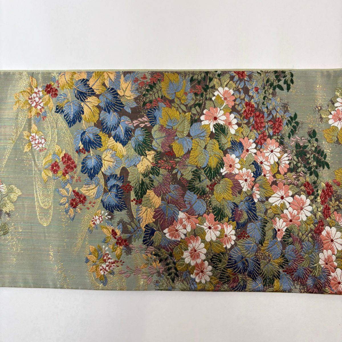 【美品】 袋帶 名品級 草花紋紋 金金箔 淺綠 六通 純蠶絲