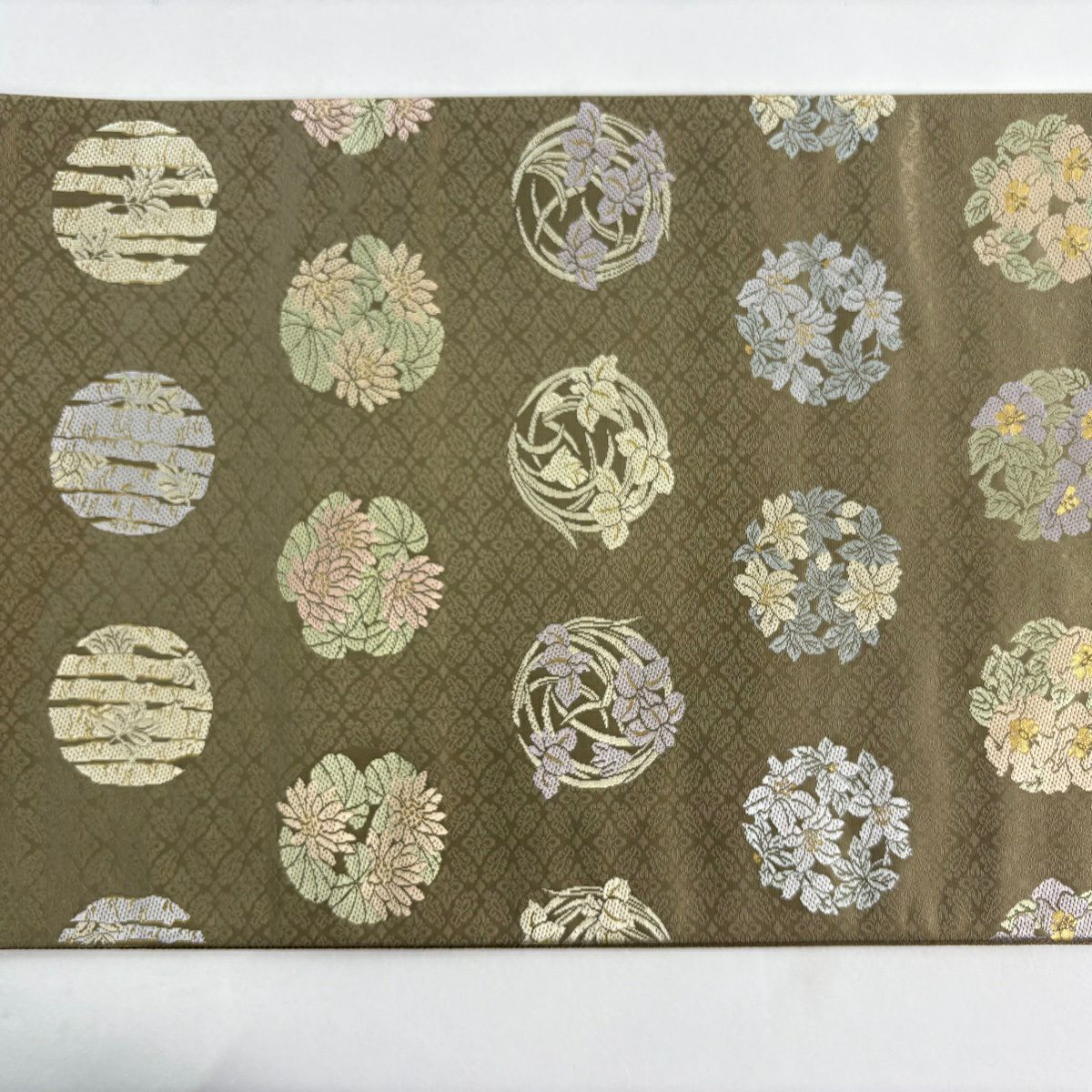 【美品】 袋帶 名品級 金金箔屋清兵衛 落款 花丸紋 地紋 金金箔 鶯色 六通 純蠶絲