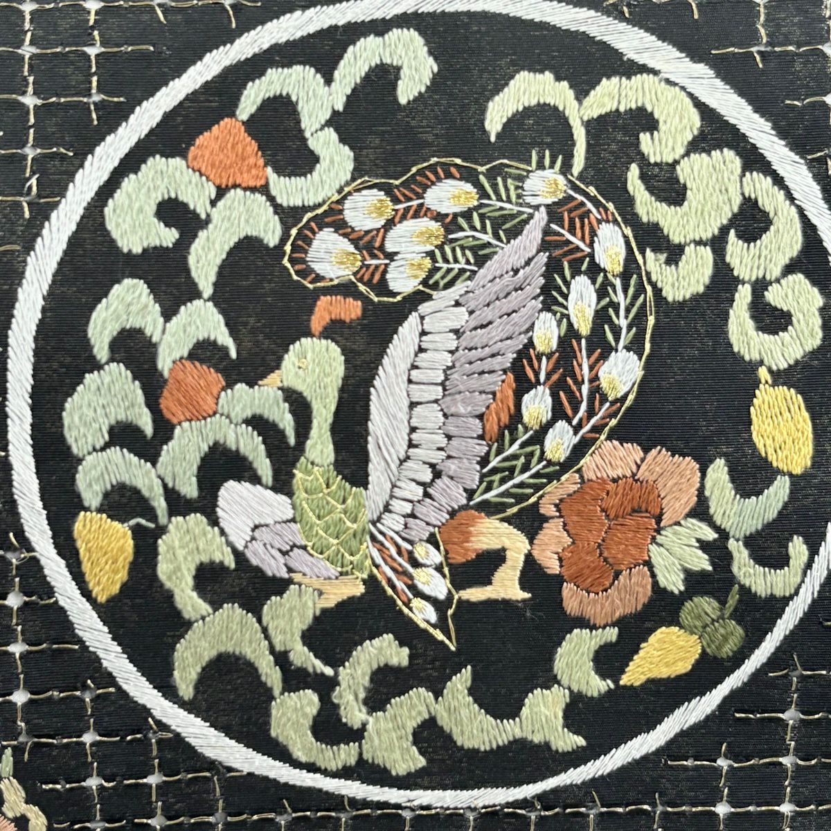 袋帶 逸品級 孔雀 花鳥 刺繡 金銀彩 黑 六通 純蠶絲