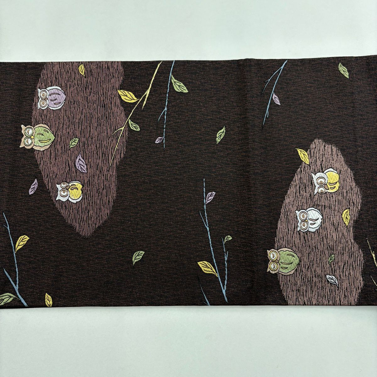 【美品】 袋帶 逸品級 森之貓頭鷹紋 鈴乃屋 九百變地 貓頭鷹 枝葉 唐織 金絲 茶紫 六通 純蠶絲