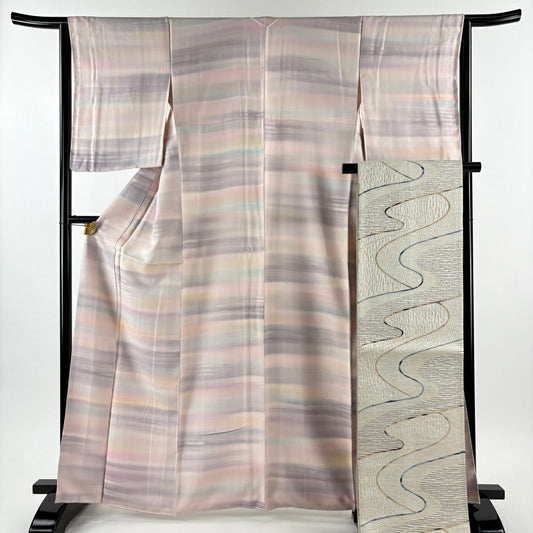 【美品】 小紋 身長165cm 袖長63cm S 雙層 袋帶套裝 落款あり 霞地紋 銀線 漸層 淺粉色 純蠶絲 秀品級