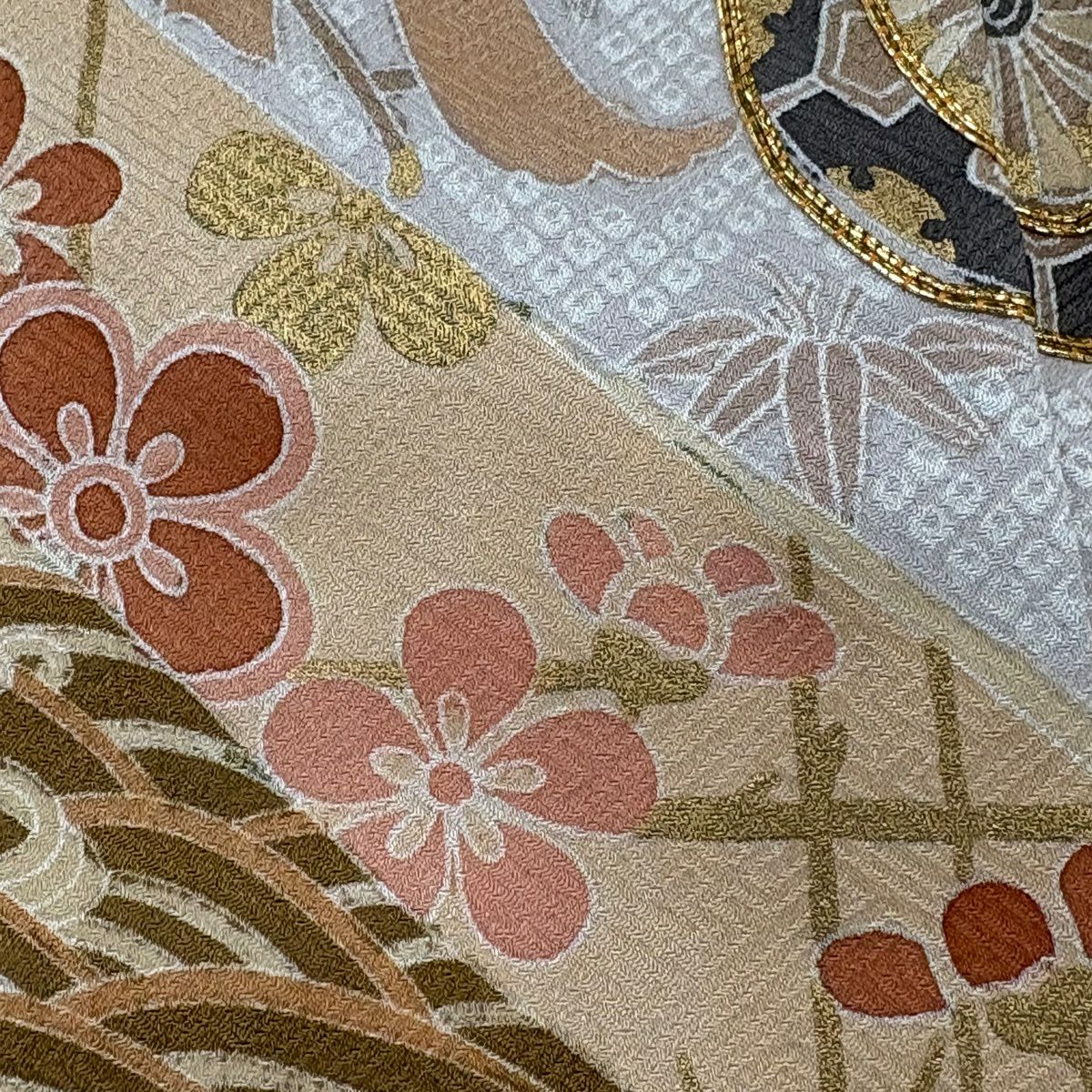 色留袖禮服 身長161cm 袖長68.5cm L 雙層 御所車 松樹竹子梅花 金銀彩 金絲 灰綠 純蠶絲 秀品級 一つ紋