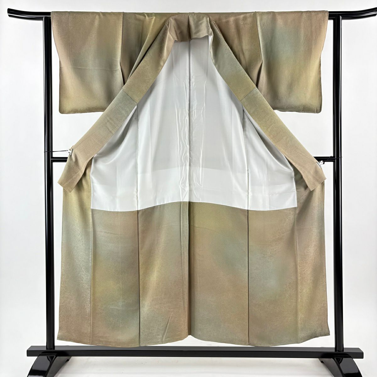 【美品】 小紋 身長154cm 袖長62cm S 雙層 落款あり 地紋 漸變圖案 淺茶 純蠶絲 優品級 一つ紋