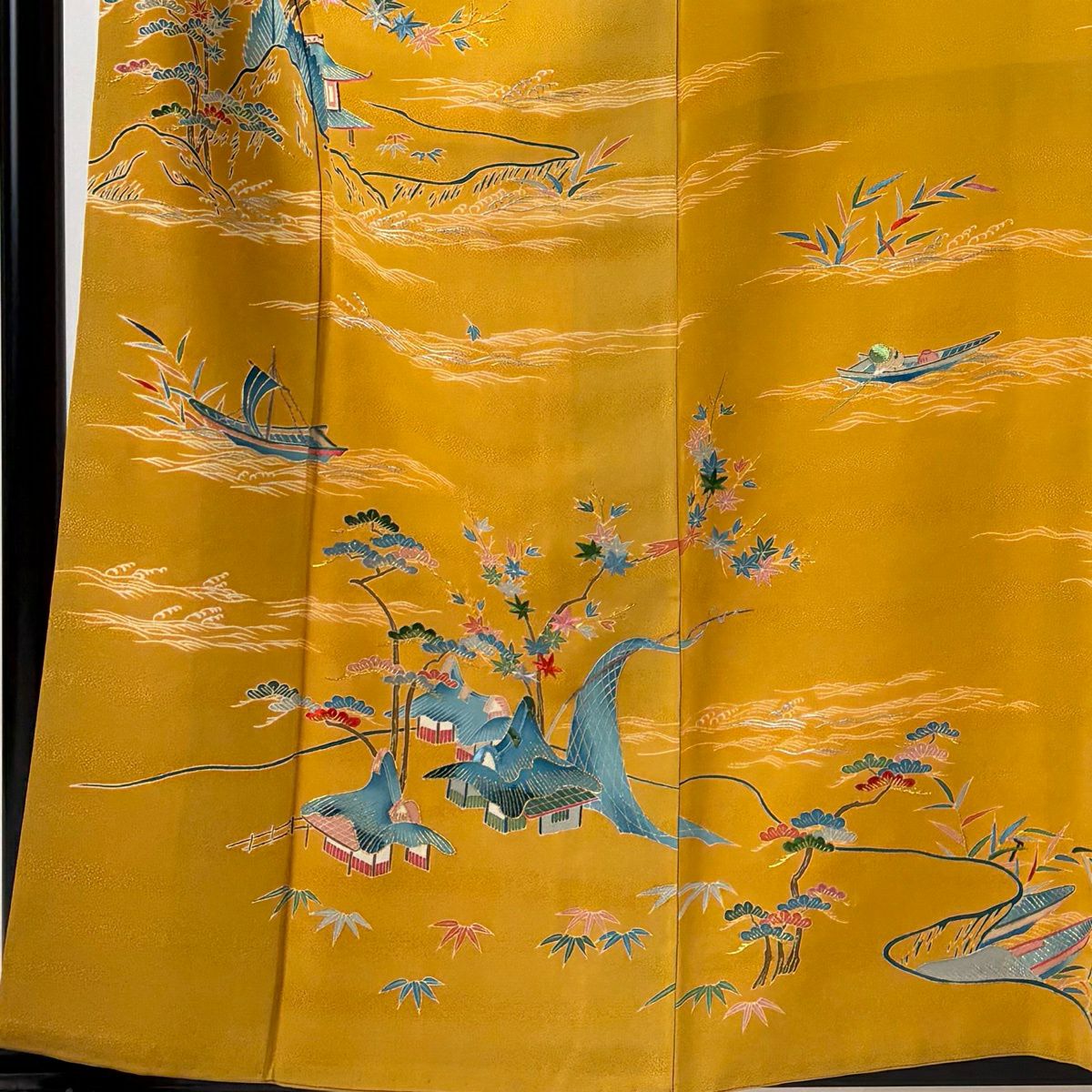訪問服 身長160cm 袖長64cm M 雙層 大彦 落款あり 建物 船 金銀彩 刺繡 山吹茶 純蠶絲 逸品級