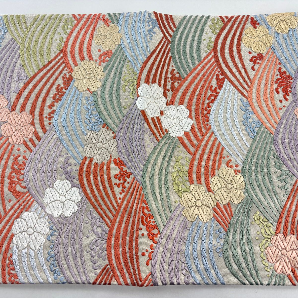 【美品】 袋帶 名品級 砂金綴 唐織 波 櫻花 刺繡 金金箔 米色 六通 純蠶絲