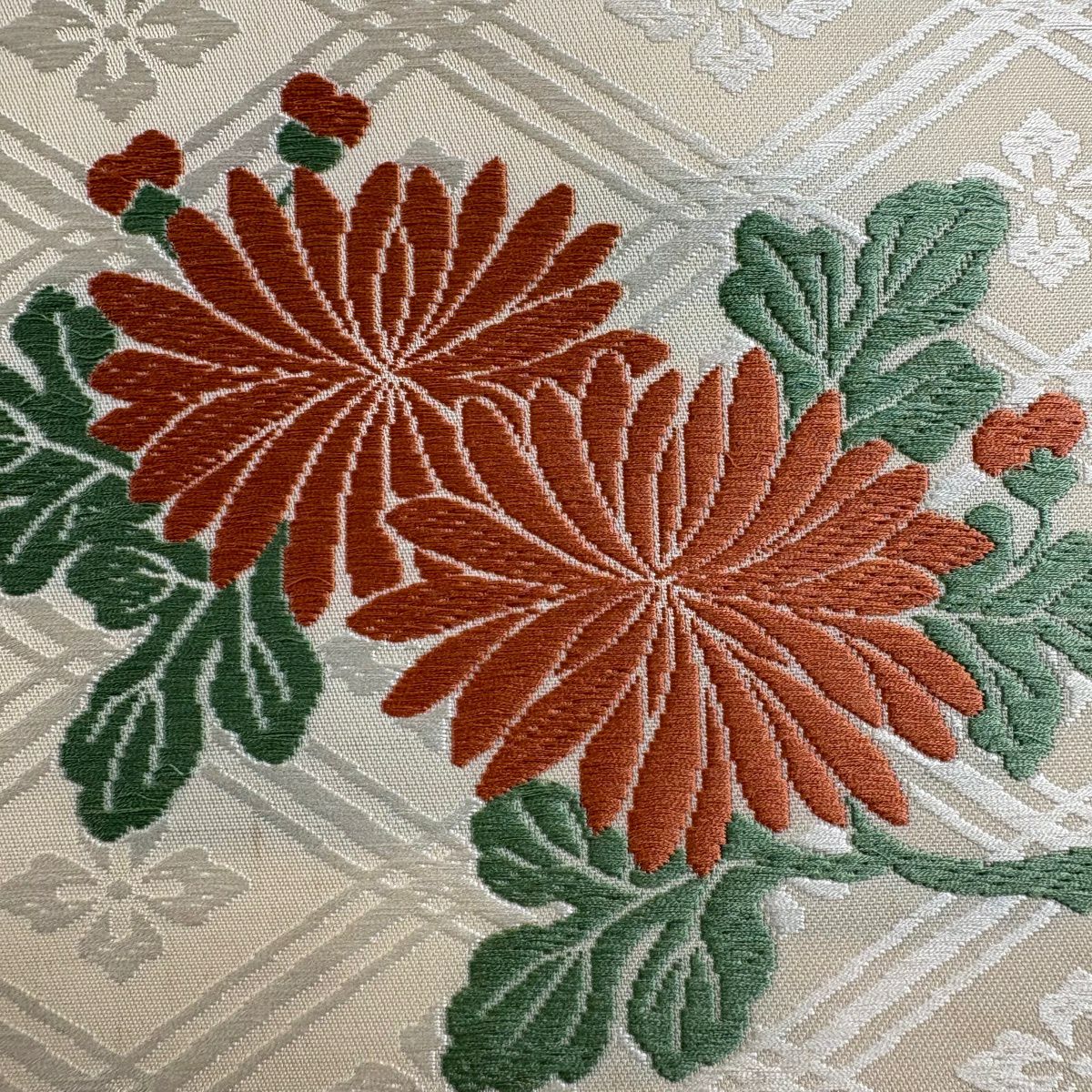 名古屋帶 名品級 菊花 菱 刺繡 奶油色 純蠶絲