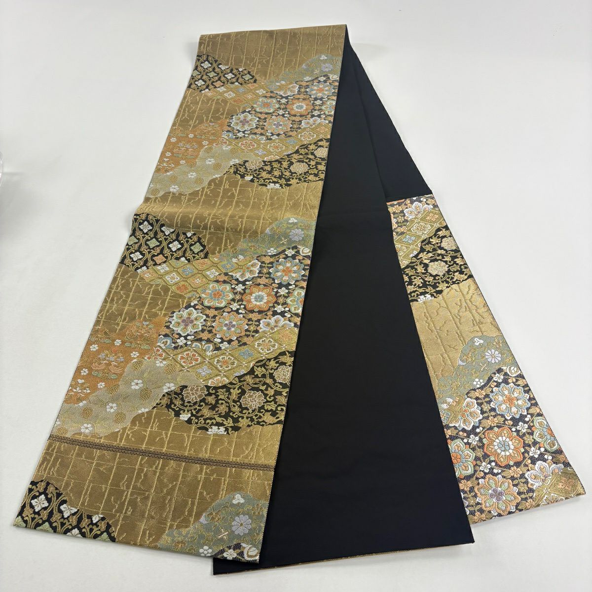 【美品】 袋帶 名品級 服部織物 落款 華紋 向鳥 金絲 金金箔 金色 六通 純蠶絲