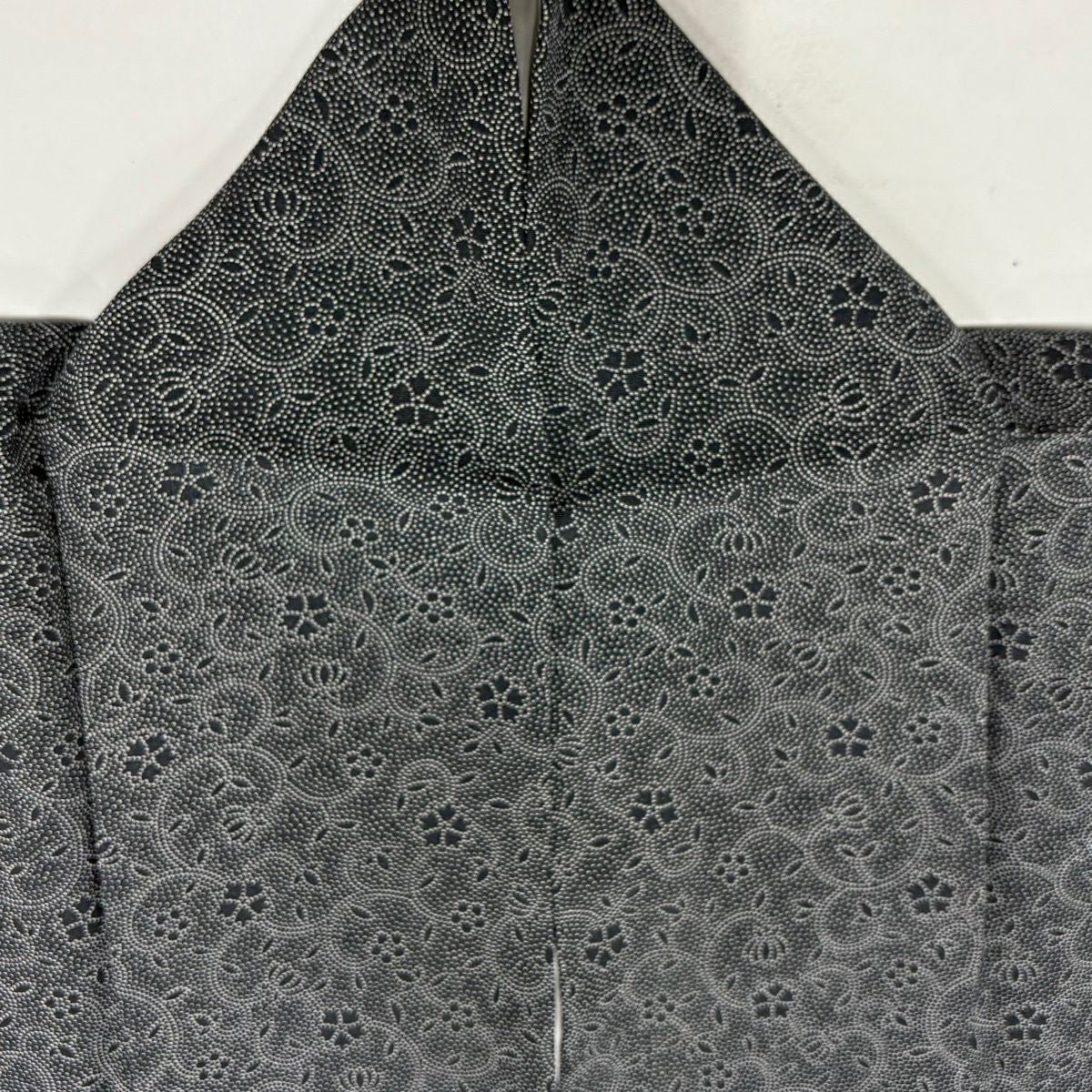 【美品】 江戶小紋 身長159cm 袖長63cm S 雙層 落款あり 花唐草紋 墨 深藍 純蠶絲 名品級
