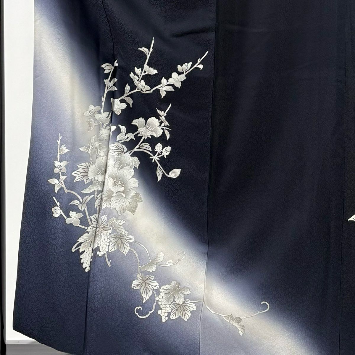 付下 身長160cm 袖長65cm M 雙層 中村弘三郎 大和 落款 草花紋紋 葡萄 拉麵 金銀彩 深藍 純蠶絲 名品級