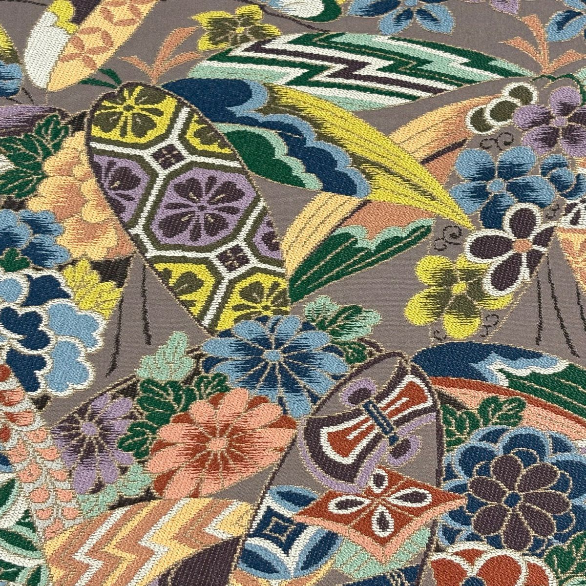 【美品】 袋帶 逸品級 白綾苑大庭 落款あり 松樹竹子梅花 寶盡くし 刺繡 金金箔 茶紫 六通 純蠶絲