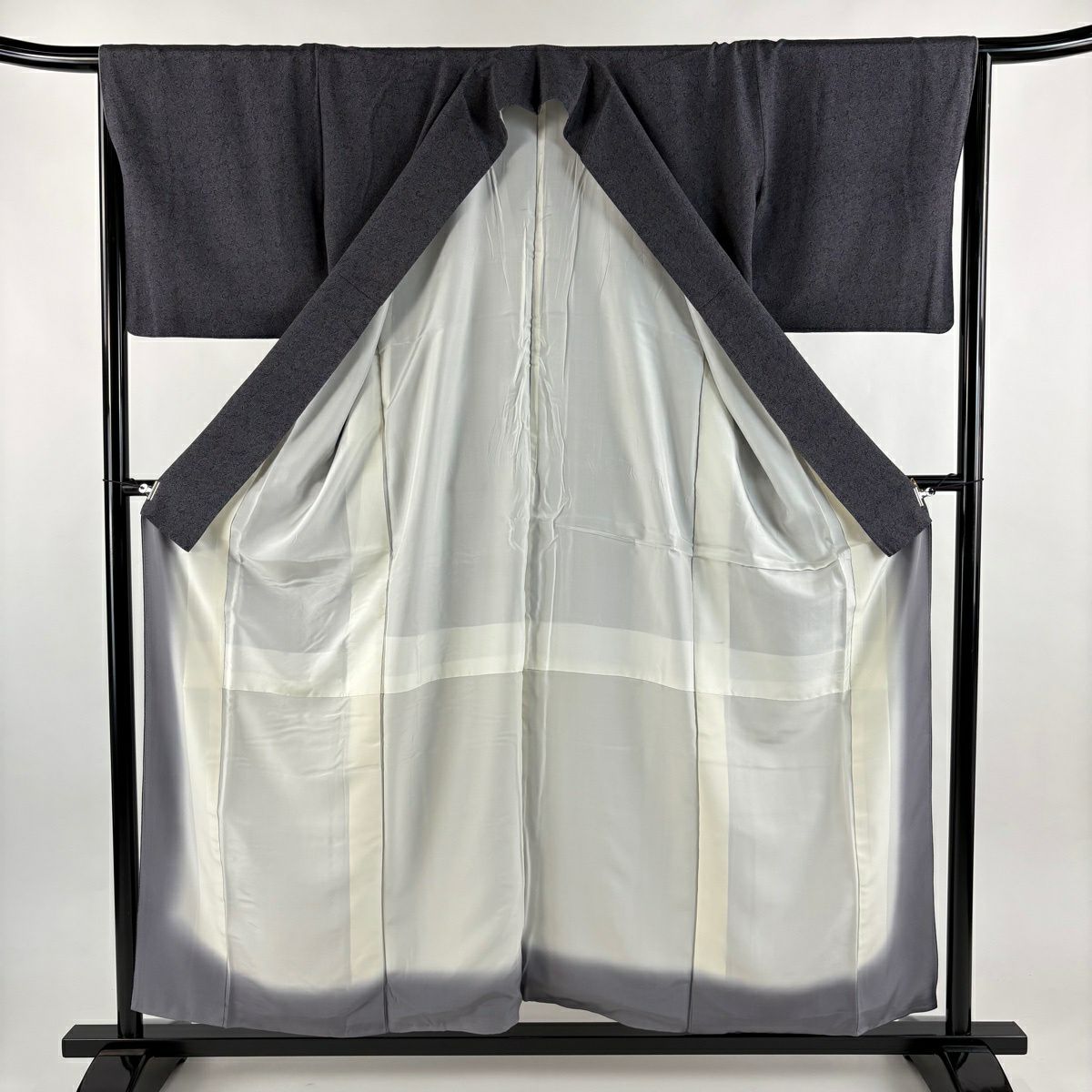 【美品】 江戶小紋 身長156cm 袖長66cm M 雙層 人間國寶 中村勇二郎 落款あり 古代菊花 黑灰 純蠶絲 逸品級