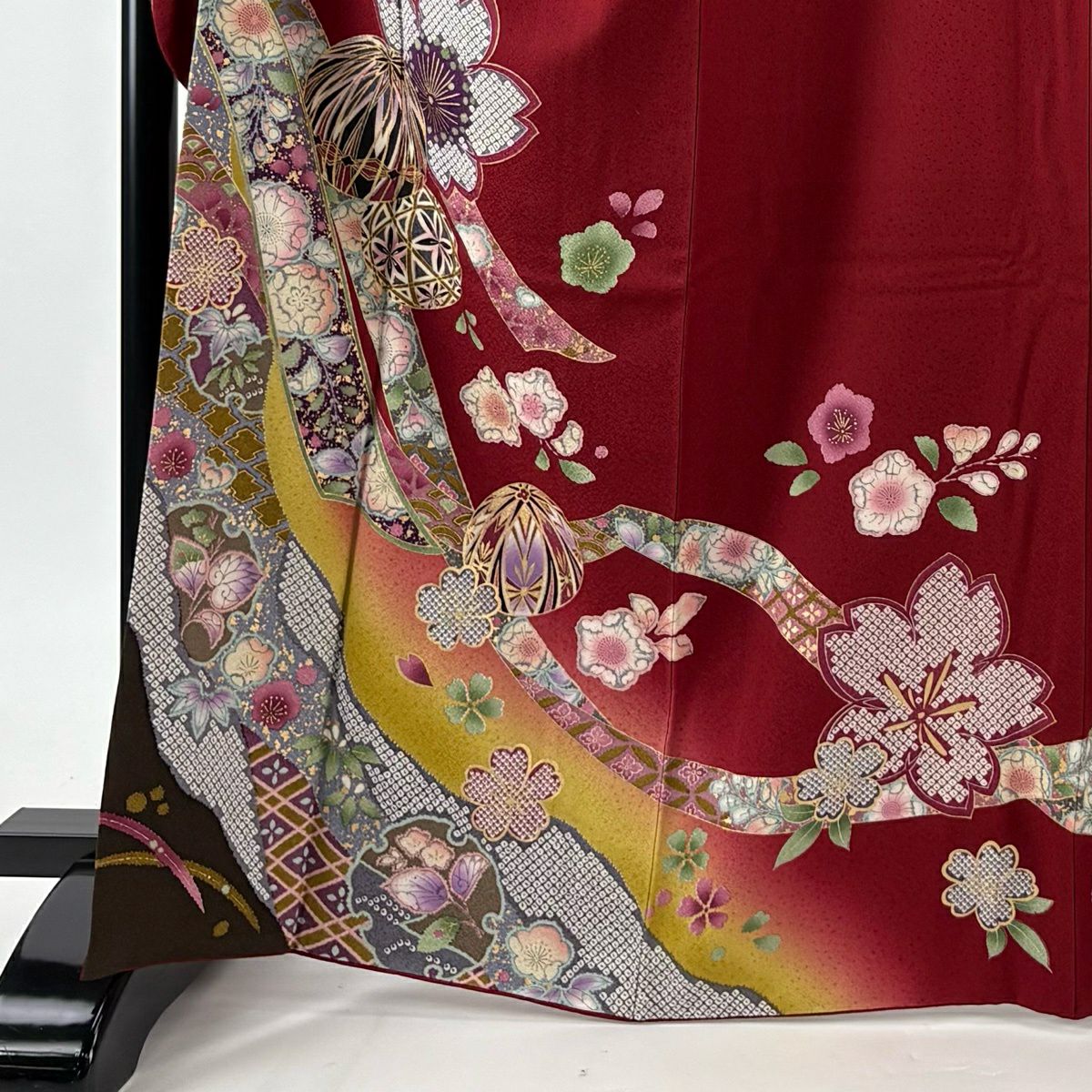 振袖禮服 身長166cm 袖長66cm M 雙層 袋帶全套 手毬 櫻花 金銀彩 漸層 深紅色 純蠶絲 優品級