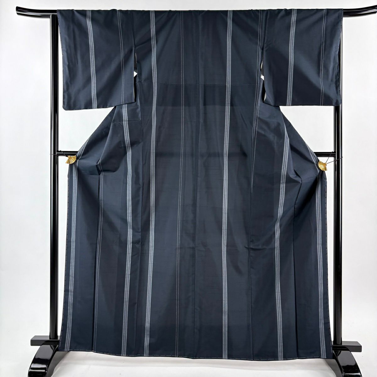 【美品】 大島紬織 身長165cm 袖長64.5cm M 雙層 袋帶套裝 古代染色純植物染 證書附帶 縱條紋 墨色 純蠶絲 名品級