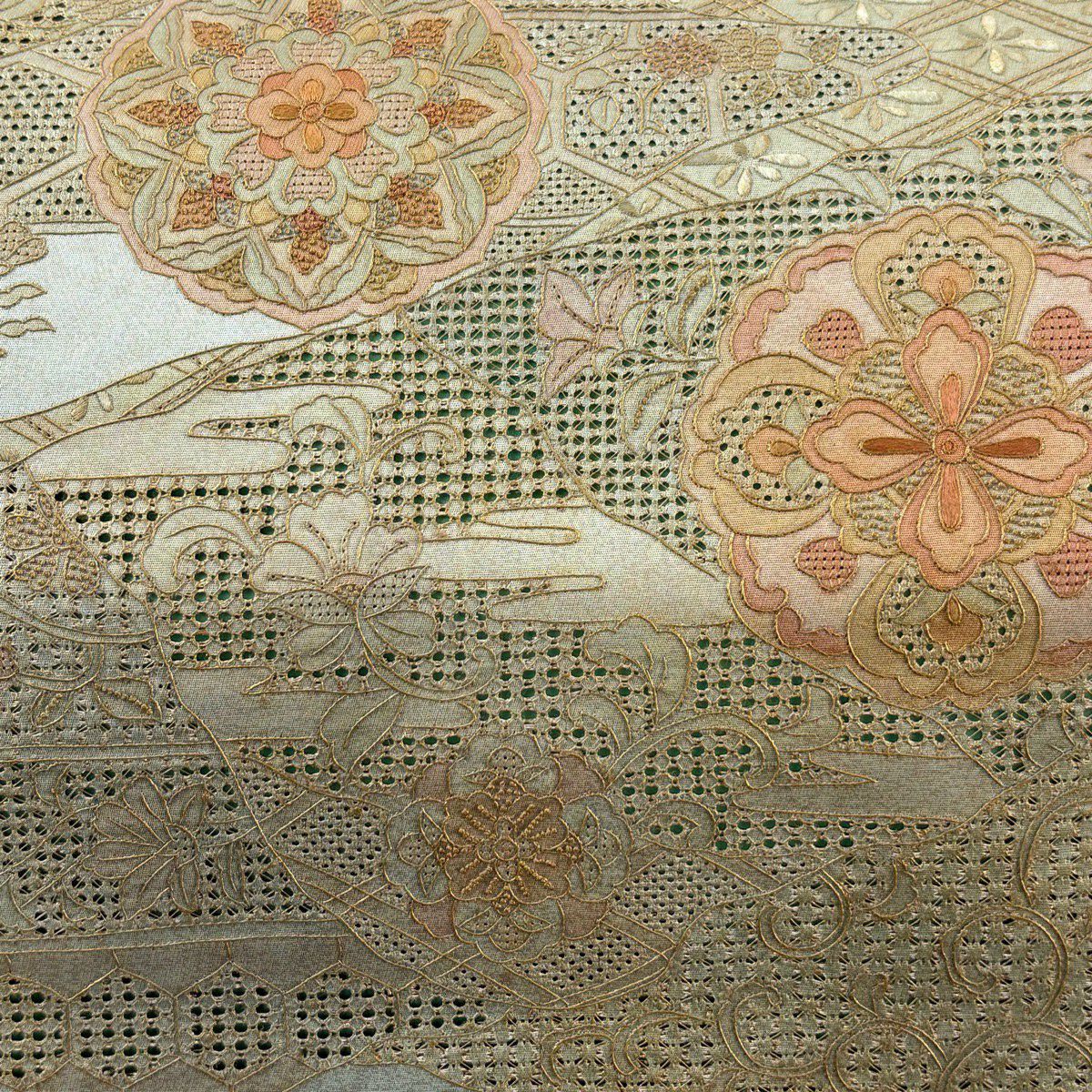 【美品】 袋帶 秀品級 華紋 花唐草紋 刺繡 金彩裝飾 青灰 純蠶絲