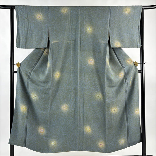 【美品】 小紋 身長150cm 袖長62.5cm S 雙層 松樹井青青 落款あり 幾何學 金銀彩 漸層 茶綠 純蠶絲 名品級