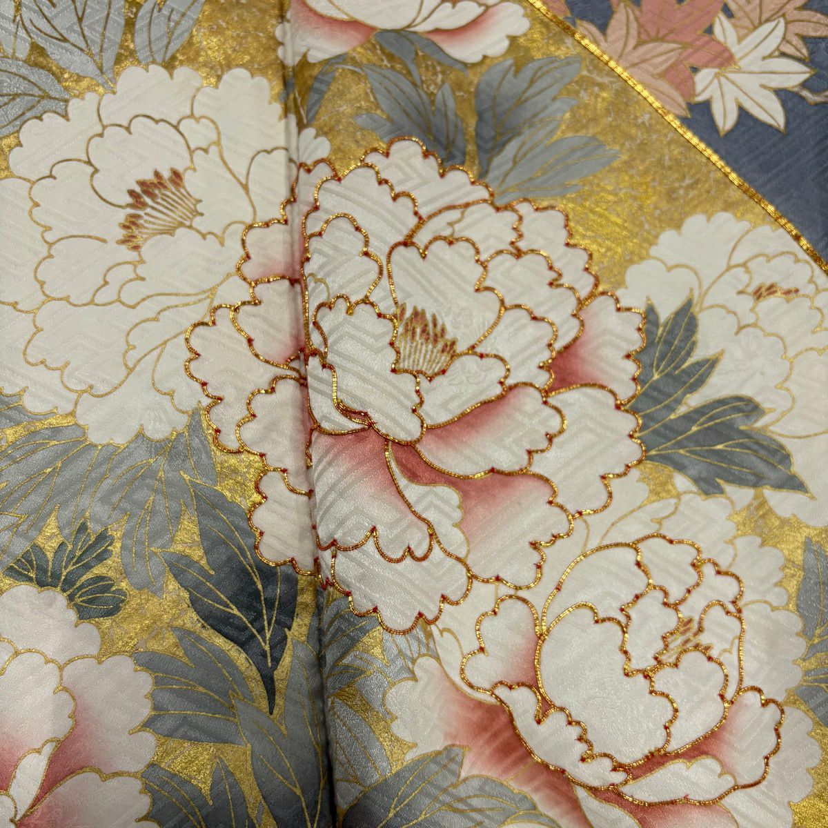振袖禮服 身長152cm 袖長63cm S 雙層 牡丹 楓 金絲 金銀彩 灰茶 純蠶絲 名品級