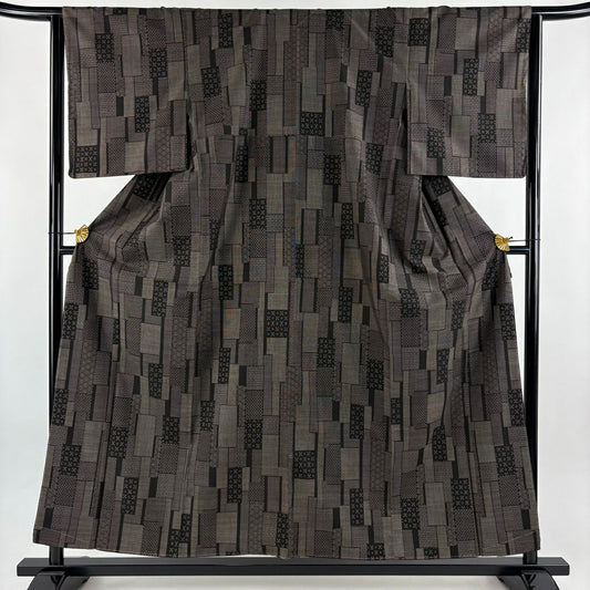 【美品】 大島紬織 身長155.5cm 袖長64cm M 雙層 純泥染 ますいわ屋 證書あり 短冊 麻葉 焦茶 正蠶絲 名品級