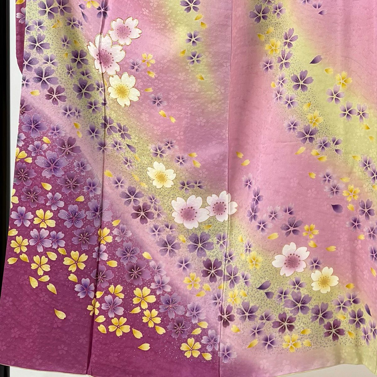 【美品】振袖禮服 身長152.5cm 袖長62cm S 雙層櫻櫻花瓣金絲金銀彩粉紅純蠶絲名品級